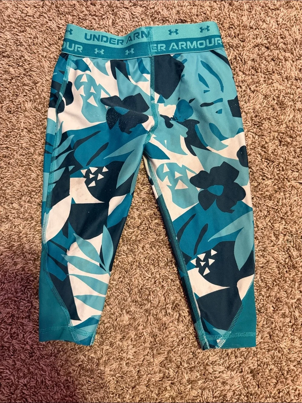 Under Armour Teal & Navy Girls' Printed Capri Leggings